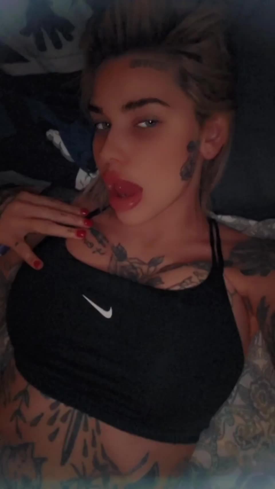 Ever cum on the tits of a tattoo artist? - free porn video