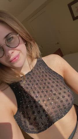 4’11” tall with glasses and a phat pussy…want to taste ? - free porn video