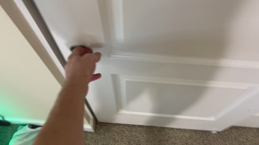 I found an elf living in my closet, so I fucked her in the ass - free porn video
