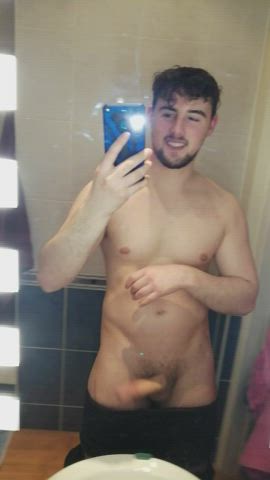 Dm me if you'd suck mine ;) - free porn video