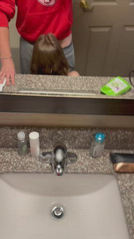 Nothing like a good pre shower suck - free porn video