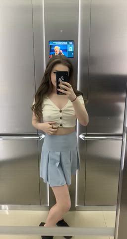 So i have some good news... i finally got to suck dick in the elevator!! Wooo! [gif] - free porn video