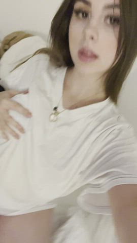 if my daddy only knew what his 18yo daughter did with his shirt - free porn video