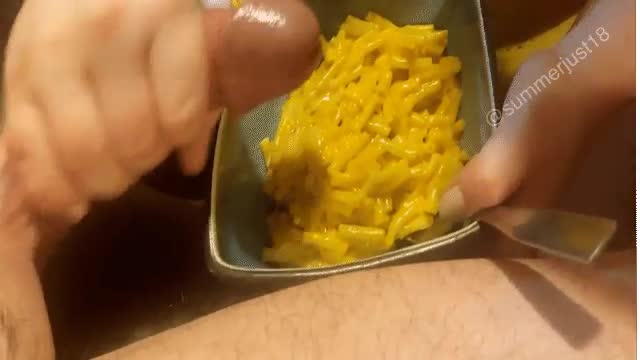 My bestie has the biggest cum fetish I always have to let her use my man 🤤 - free porn video