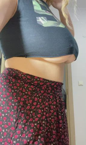 Different angles with my big tits! - free porn video