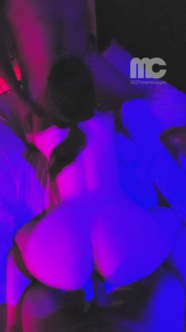 You guys just stay there, I'll do the rest - free porn video