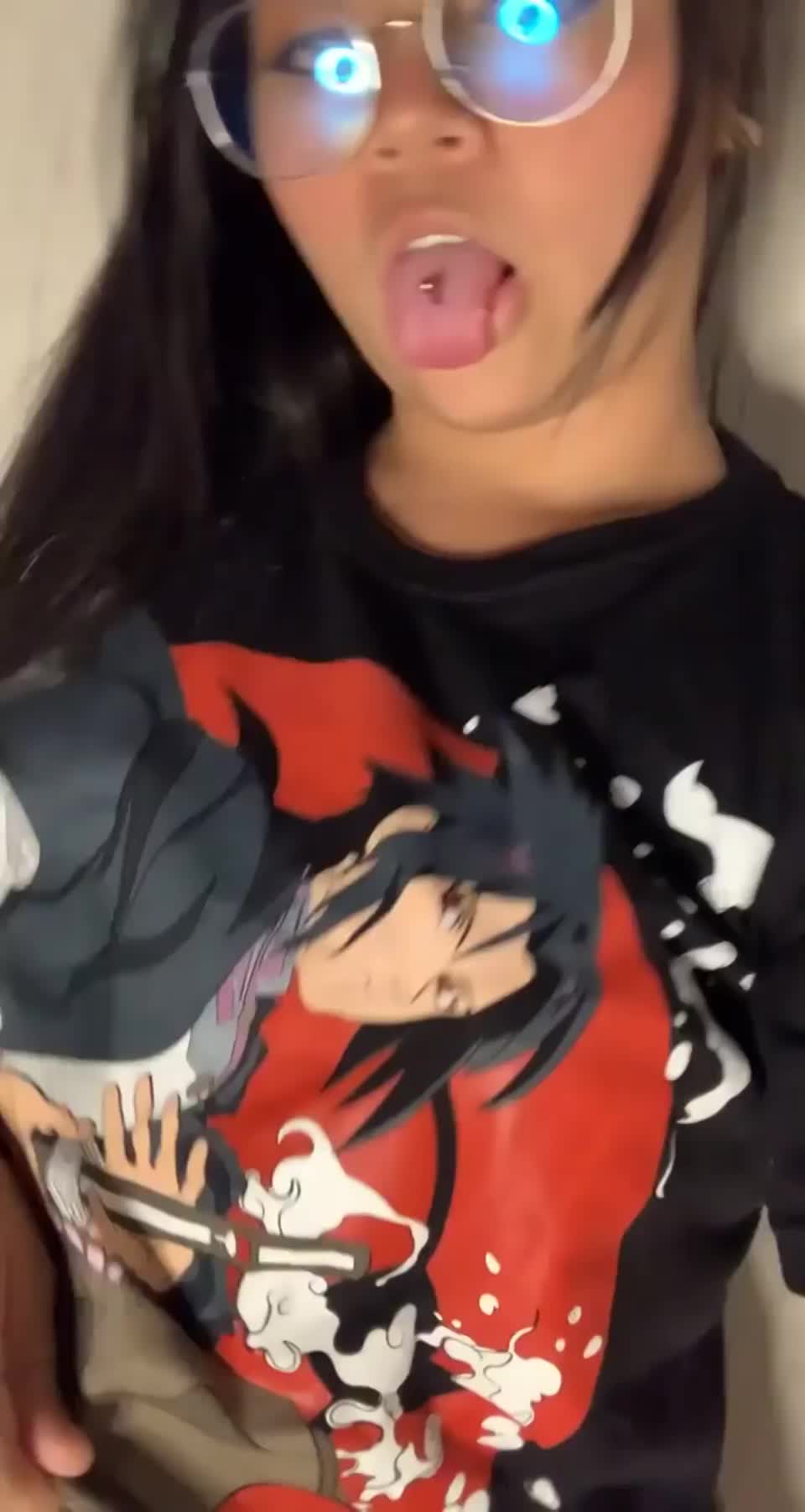 Would you watch anime with me before going to bed together? - free porn video