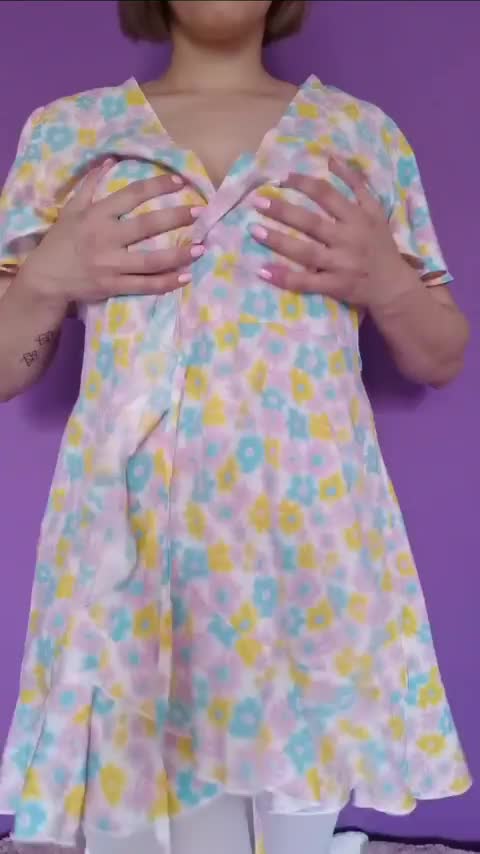 I don’t need a bra with this dress - free porn video
