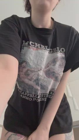 I love oversized t-shirts - free porn video