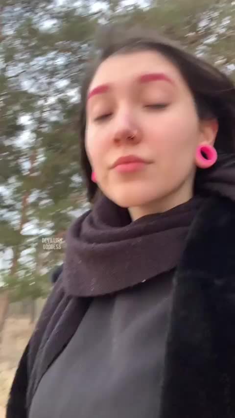 any fans of public flashing? - free porn video
