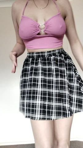 If I was your room mate, do you think you could keep your hands off me? - free porn video