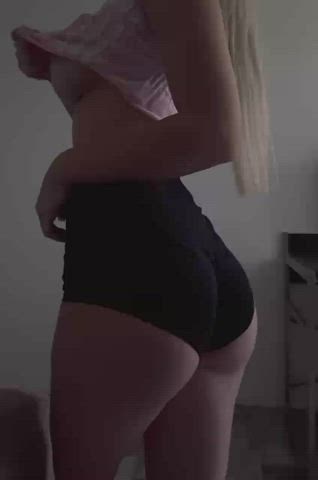 Starting the weekend naughty - free porn video