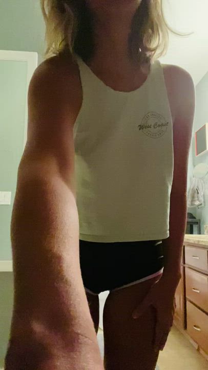 Milf curves just hit different. [f]40 - free porn video
