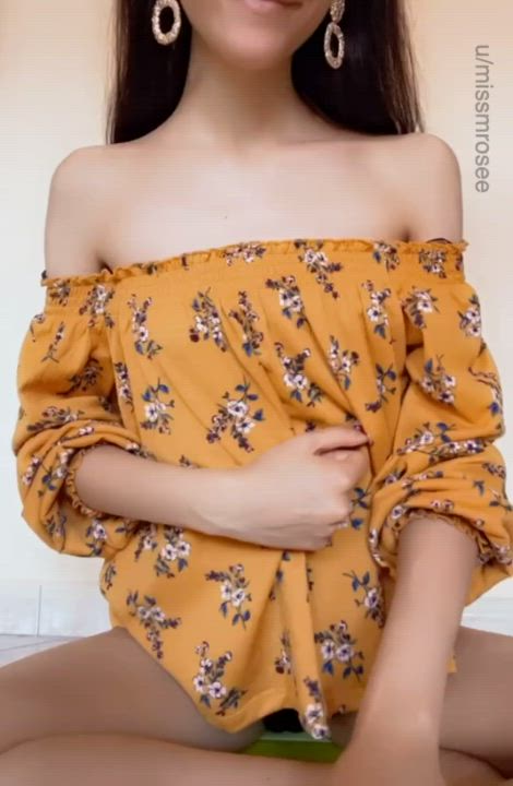 I have the smallest tits and the most sensitive nipples…Am I breeding material? - free porn video