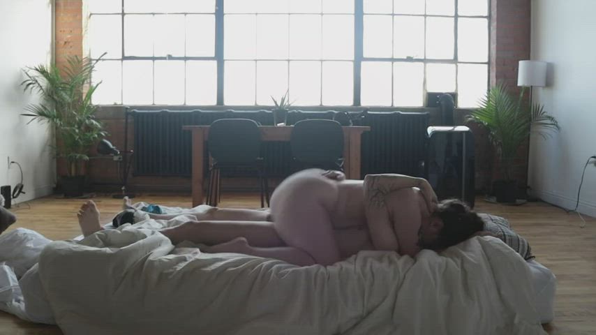 PAWG babe gets woken up for rough fuck - free porn video