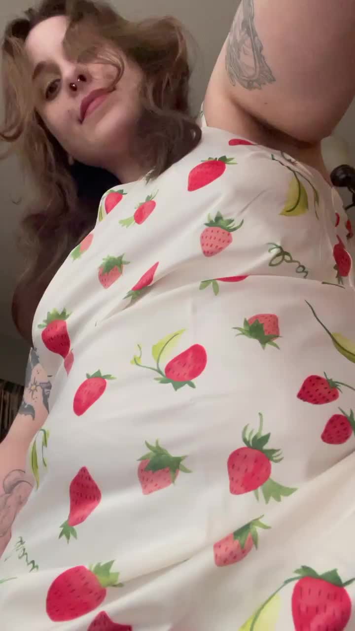 Should I sit on your face or cock? - free porn video