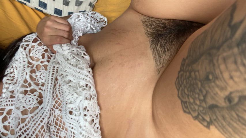 Does my hairy pussy look inviting - free porn video