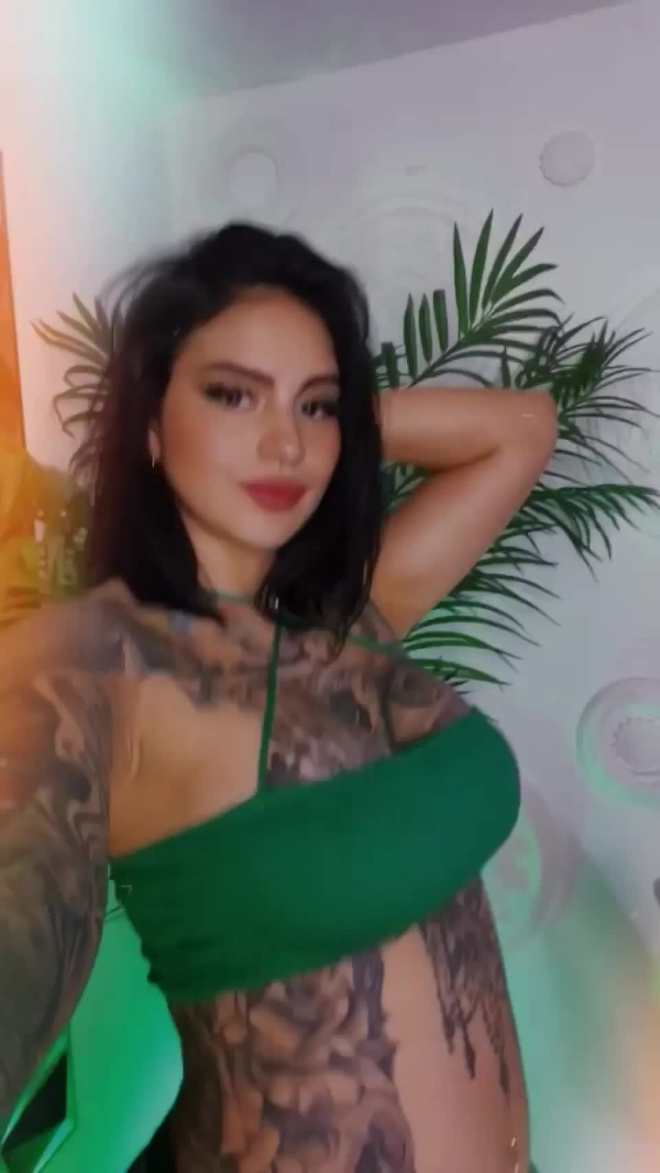 Would you bang a latina like me? - free porn video