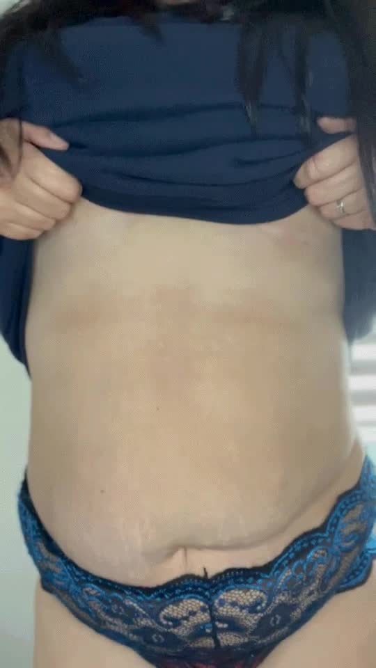 My chubby titties went out… how u like it? - free porn video