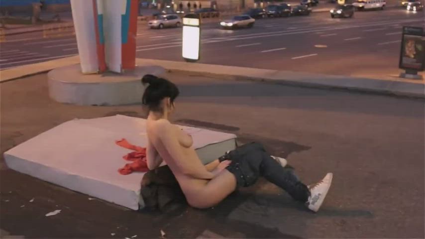 Risky masturbation at the city square - free porn video