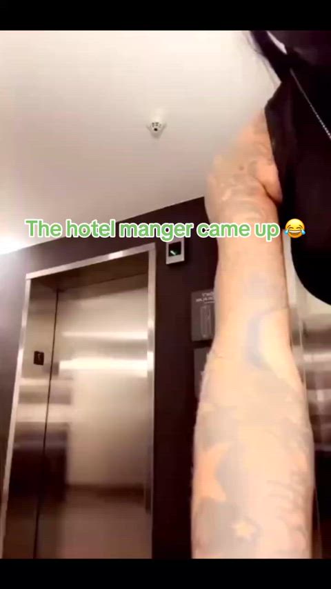 I played sweet an innocent when I got caught after I got him relaxed an warmed up I flipt the script.. surprise 👿🍆 slapping him with my big black dick would you like to see me stuff his ass next? - free porn video