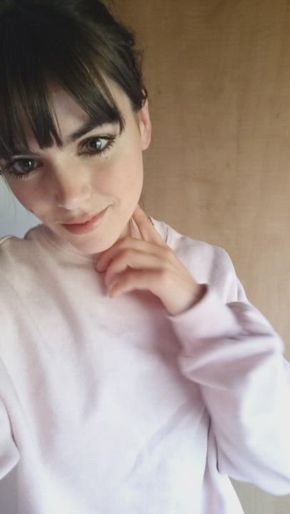 Love wearing baggy jumpers round the house and nothing else 😋 - free porn video