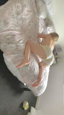 Bent over ready to be used - free porn video