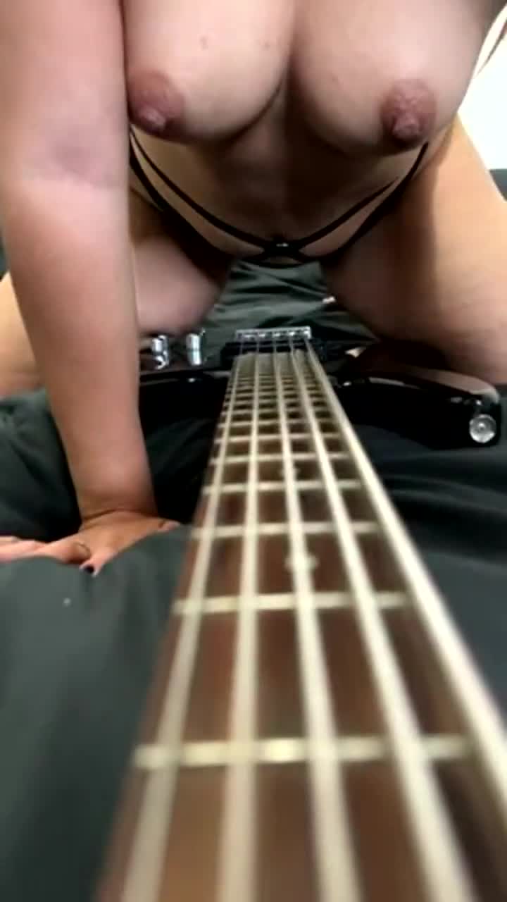 Lets rock together, if you know what I mean - free porn video