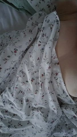 Waking up next to me this morning 🤤 - free porn video