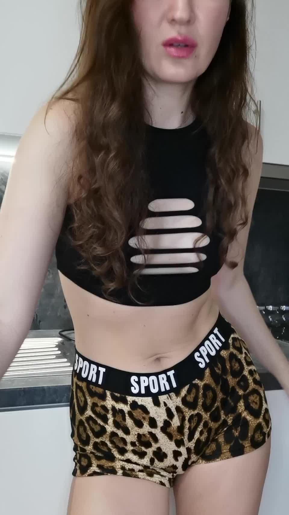 Pale slut likes to dress up for you [38f] - free porn video