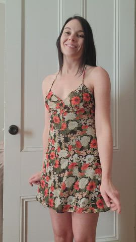 It's very easy to get me out of my clothes - free porn video