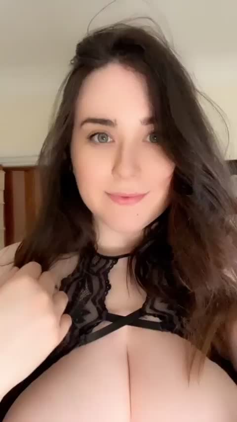 You seem to want to breed me based on my boobs and face…. Hope an ass shake will seal the deal. - free porn video