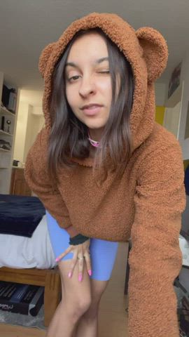 Teddy bear girl - free porn video