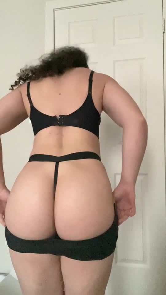 Fit booties for the win - free porn video