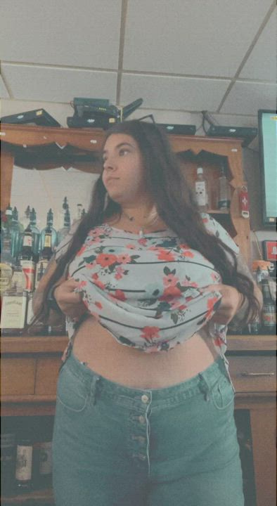 Flashing and playing with my tits between customers has me so fucking horny - free porn video