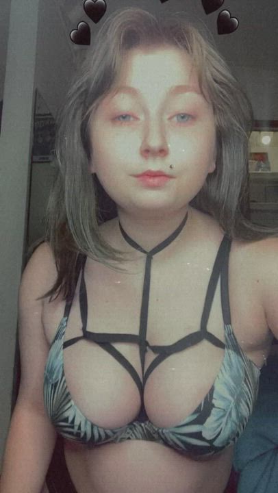I never know what to put here, so here’s titties!! 😂💖 - free porn video