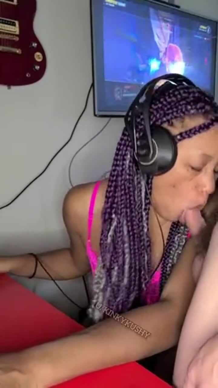 Hear my throat. Orisa has changed so much - free porn video