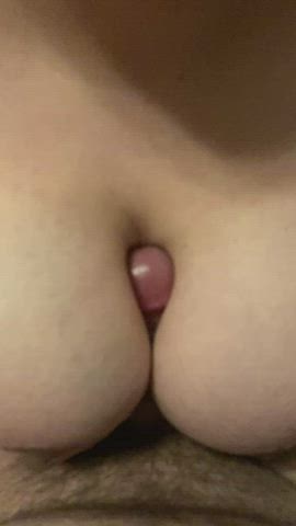 She gave Him Relief with No Hands!! - free porn video