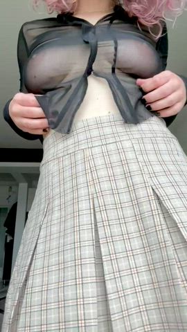 My fat pussy barely fits in these crotchless panties - free porn video