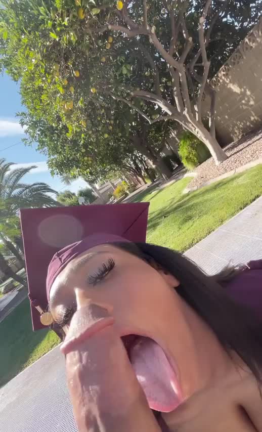 Her diploma isnt the only thing she received this day - free porn video