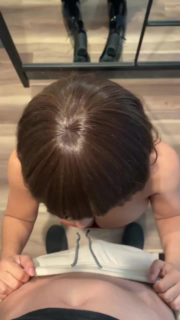 Do I suck it like a good girl? - free porn video