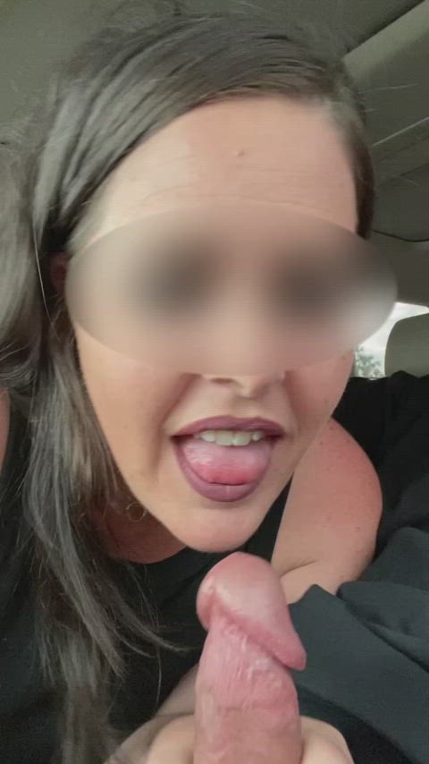 Car bj for hubby ;) - free porn video