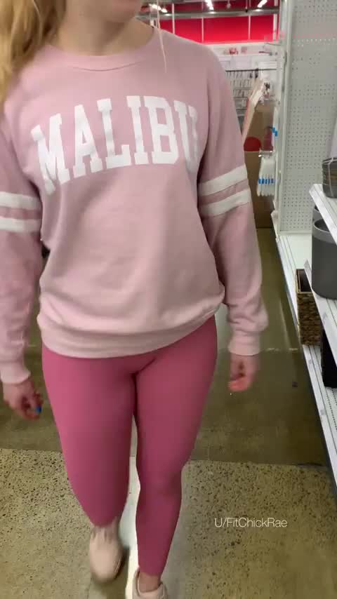 Employee flash [GIF] - free porn video