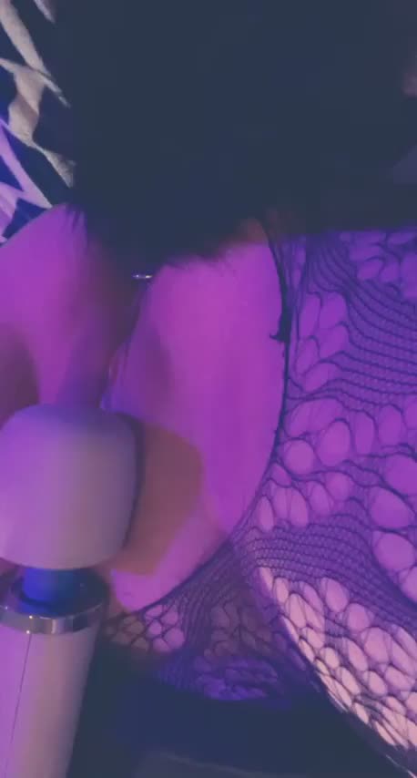 Kitty wants to play - free porn video