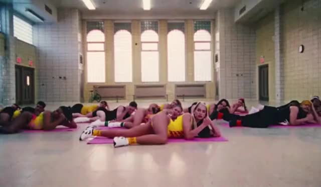 Dua Lipa being very subtle - free porn video