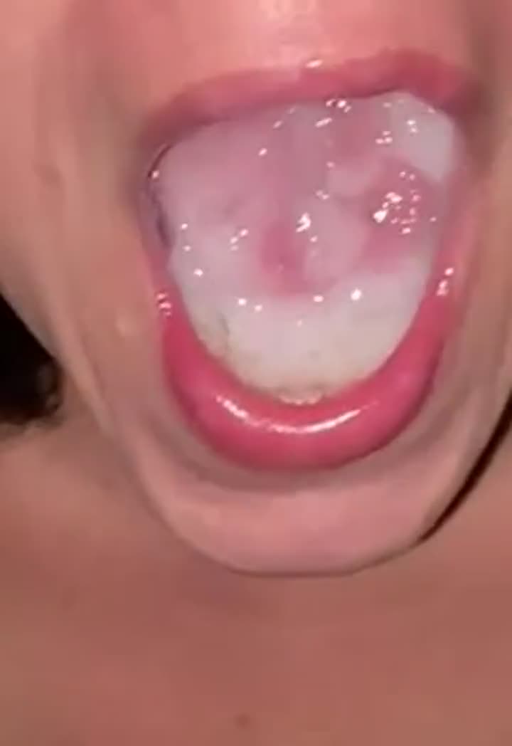 Woke up craving cum so i woke up my husband with my mouth on his dick and begged for a mouthful. He never disappoints. Holy Shit 😲 that was A LOT to swallow 💦🤤😍 - free porn video