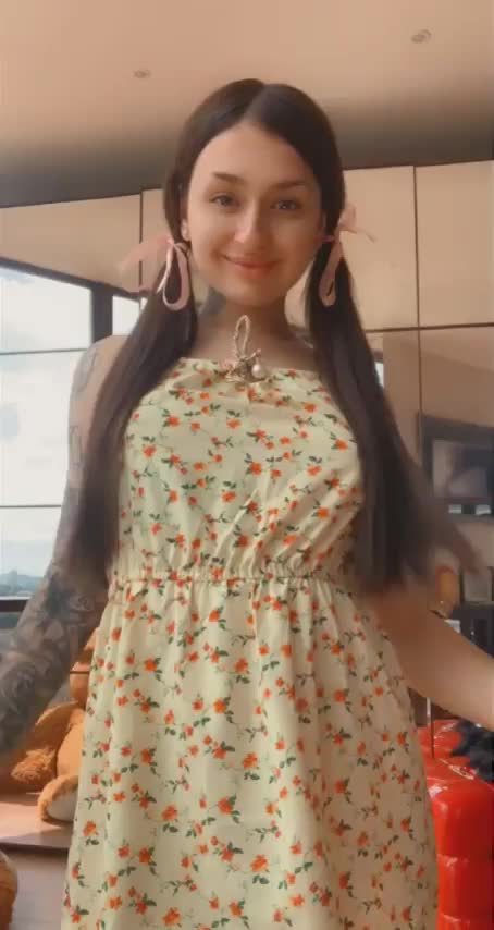 I'm 🙈 but I want to show my body, I hope you like it?💕 - free porn video