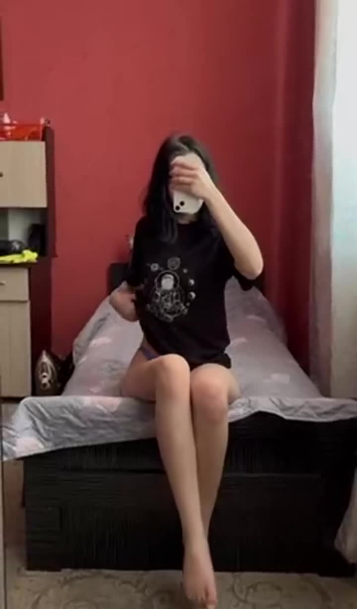 Nail me to the bed - free porn video