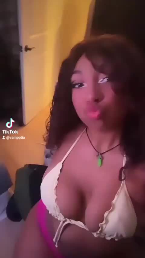 I have a perfect body at 19 fr - free porn video