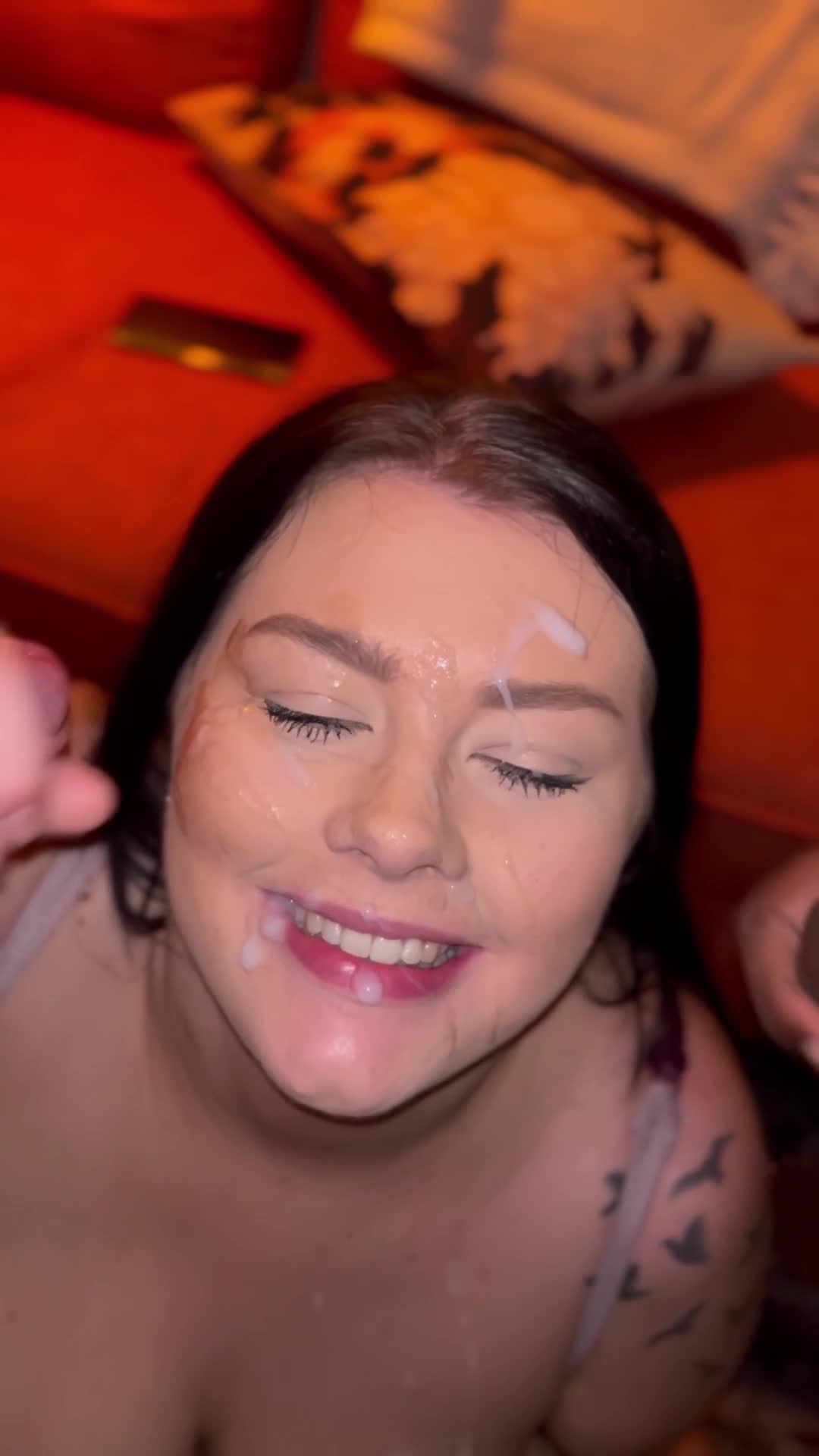 Give me that hot sticky cum - free porn video
